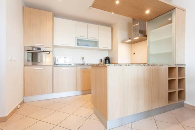 Casa Sol, Fast Wifi, Airco, Swimming Pool Near The Beach Praia Da Rocha Портиман Екстериор снимка